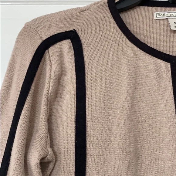 Dana Buchman beige sweater with black accent, S - Picture 3 of 7
